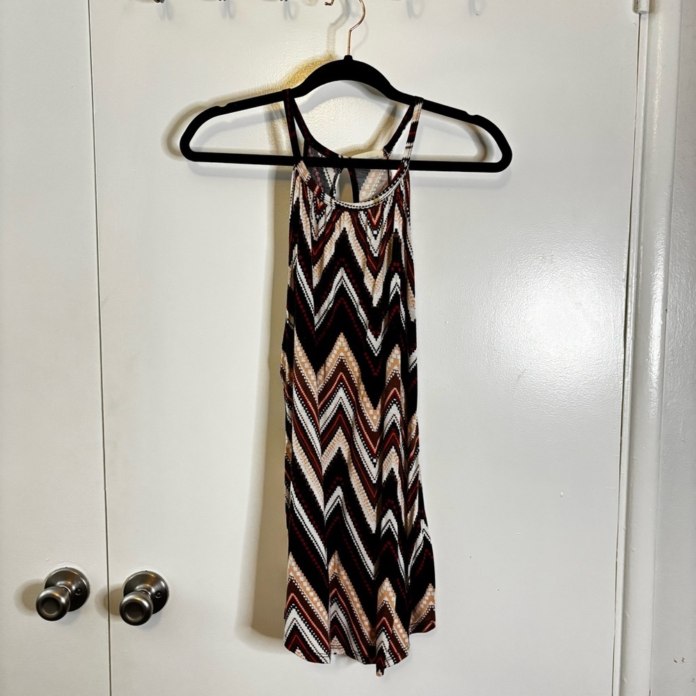 Chevron Patterned Tunic Tank Top Size L